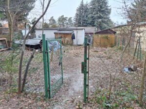 Opróżnienie i uprzątnięcie działki — zdjęcie 2